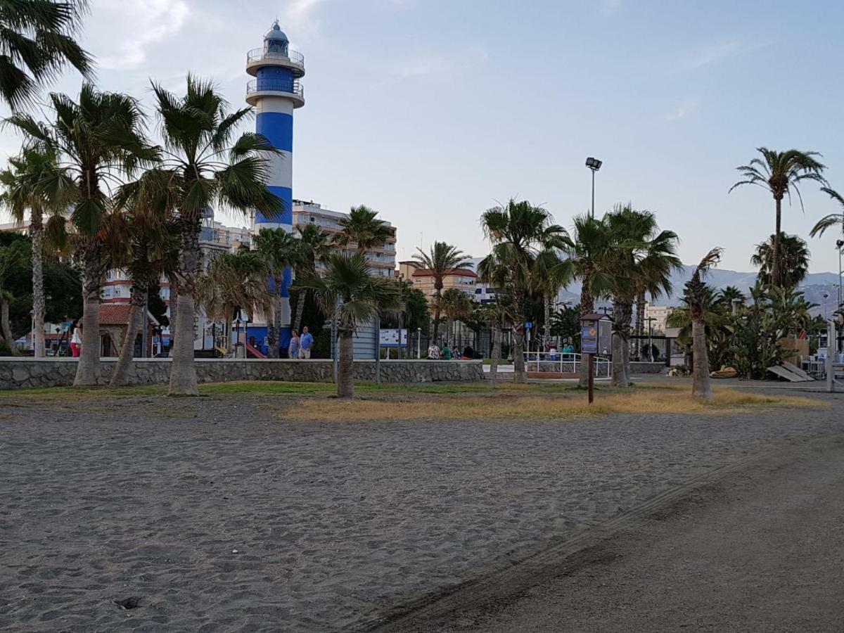 Apartamento Junto al mar Torre Del Mar Exterior foto